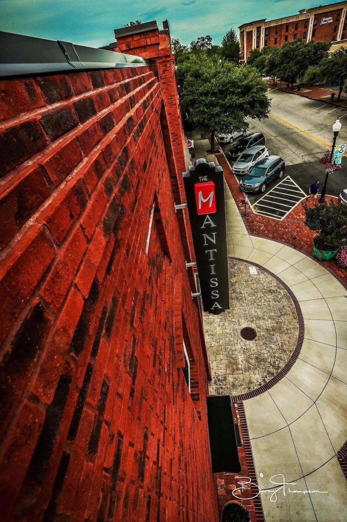 The Mantissa Hotel Hartsville Exterior photo